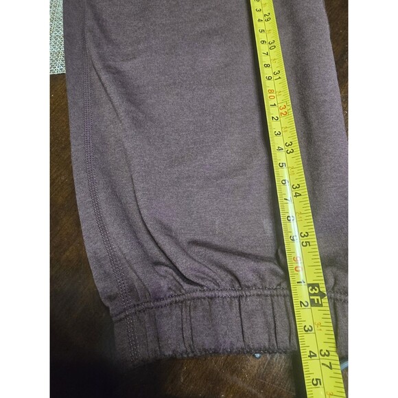 Vuori Boyfriend Sweatpants, Brown, size Medium - Picture 12 of 12